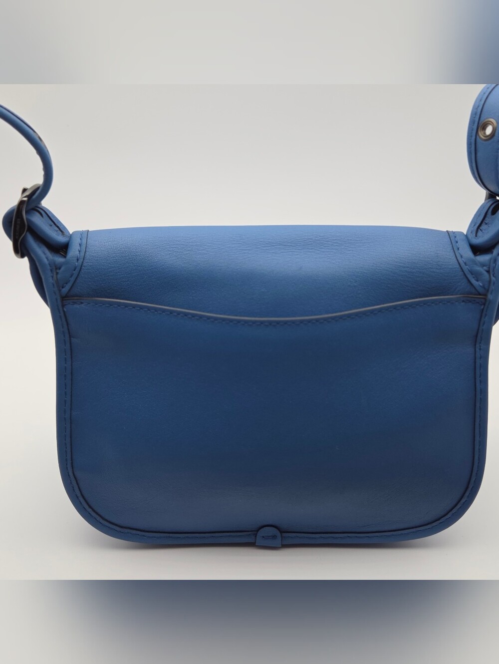 Coach Mini Crossbody - 57731 - Picture 4 of 9